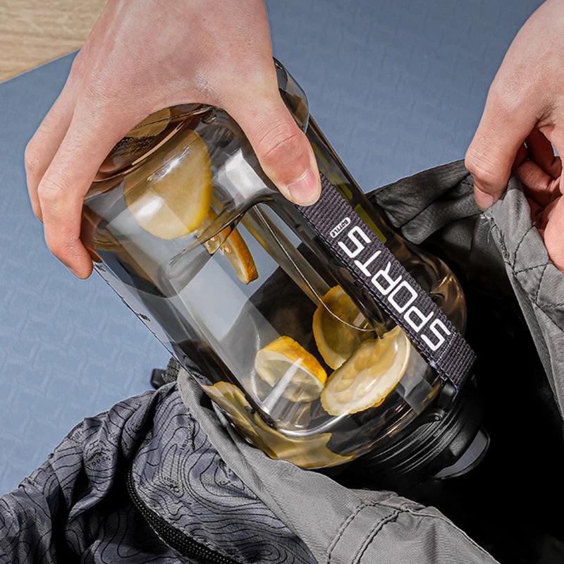 Garrafa de água esportiva Fitness